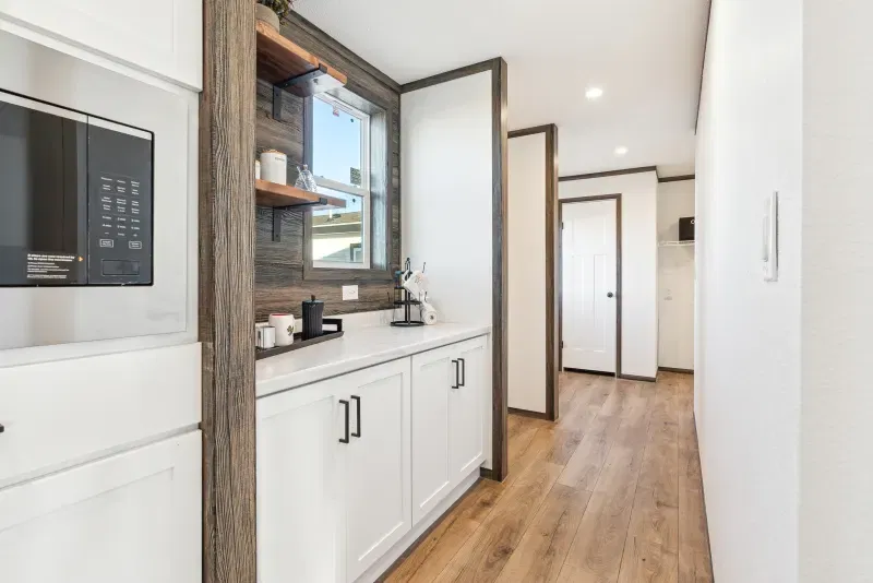 Embrace space 233 kitchen home features