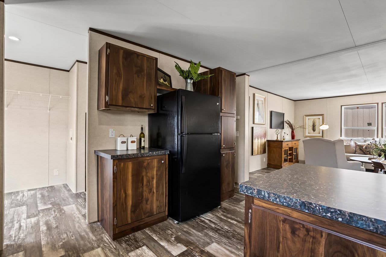 Prime calloway 135 kitchen home features