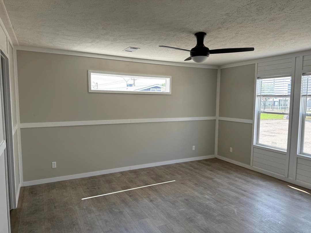 Valumax32684f interior home features